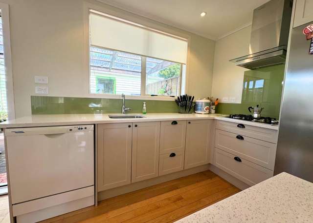 185 Waimumu Road Massey_4