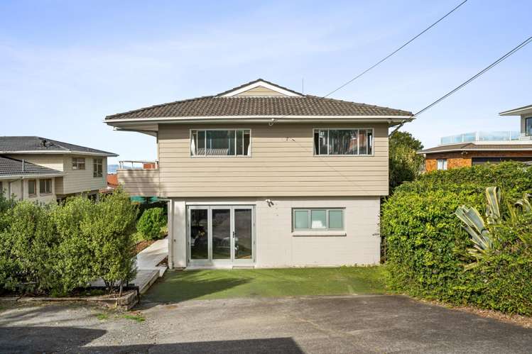 211 Royal Road Massey_3