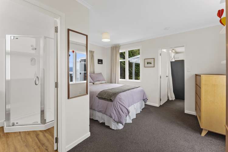 25 Singers Road Korokoro_11