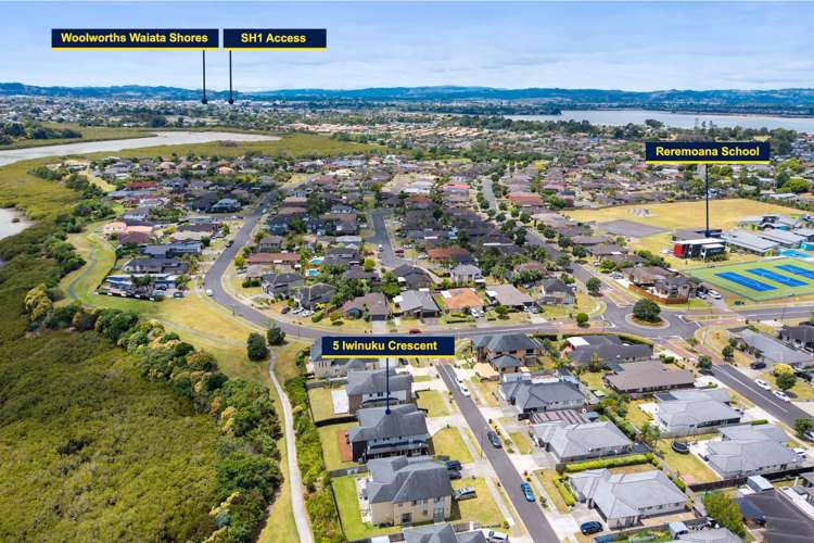 5 Iwinuku Crescent Wattle Downs_32