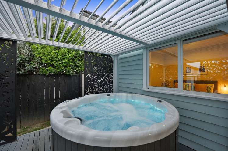 17 Ballindrait Drive Flat Bush_27