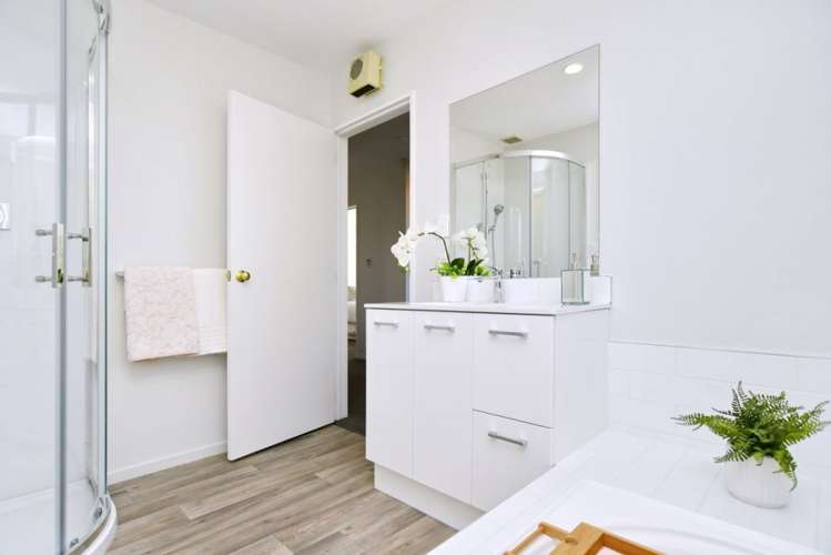 641 Main North Road Belfast_15