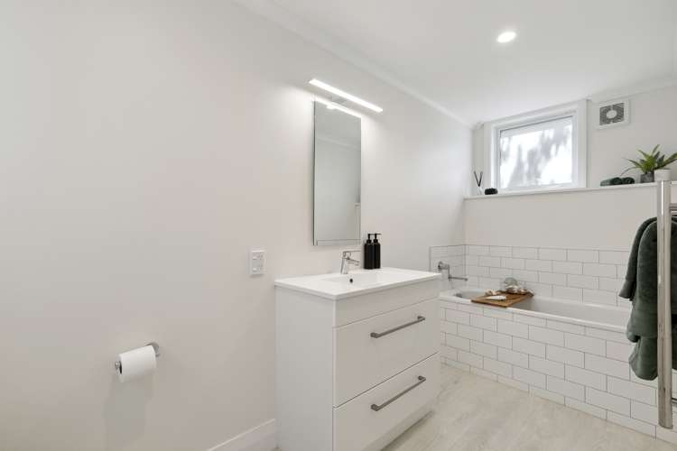 96 Cashmere Avenue Khandallah_21