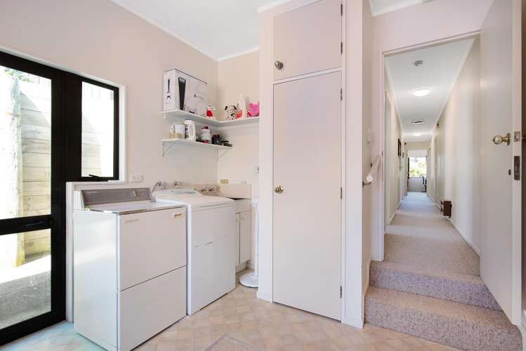 2/46 Burgess Road Johnsonville_13