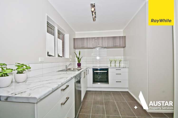  1/7 Wairata Place Te Atatū South_7