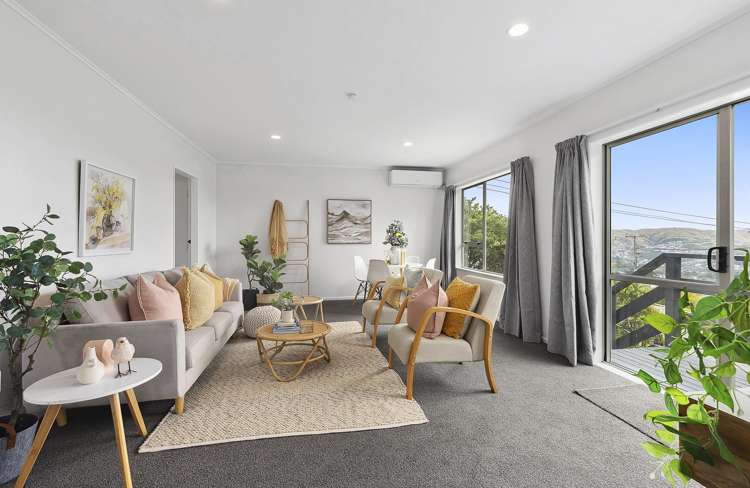 2/236 Helston Road Paparangi_3