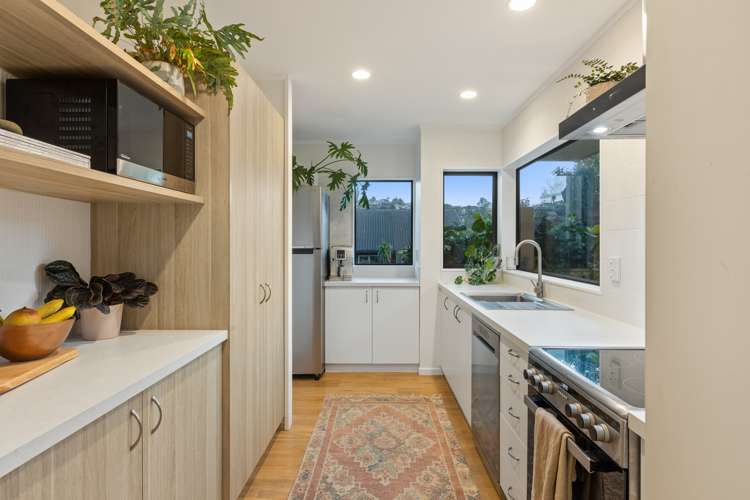 2/67 Donald Street Stanmore Bay_5