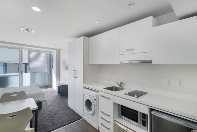 1302/10 Waterloo Quadrant Auckland Central_6