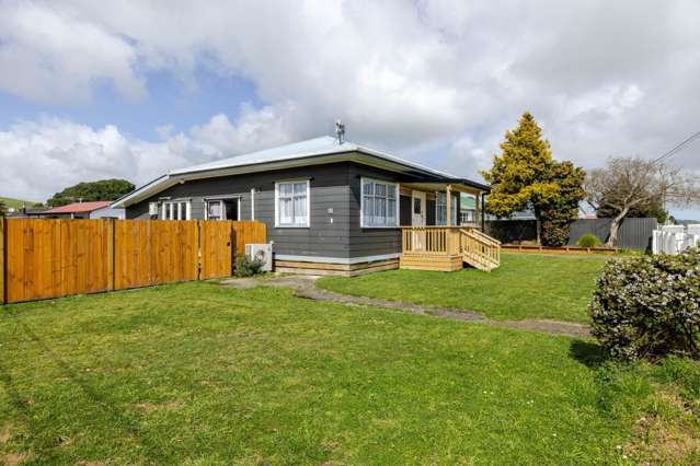 PAHIATUA - 3 BEDROOMS