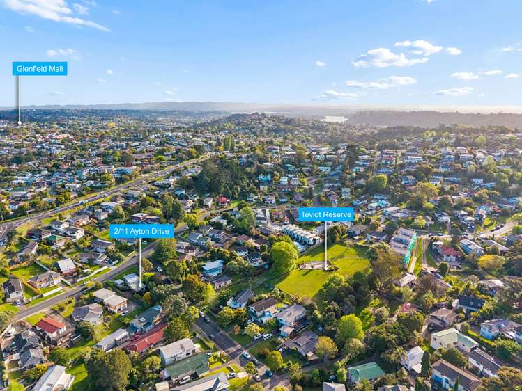 2/11 Ayton Drive Totara Vale_16