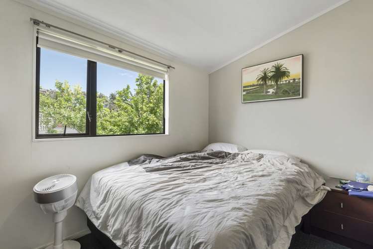 2/60 Aramoana Avenue Devonport_9