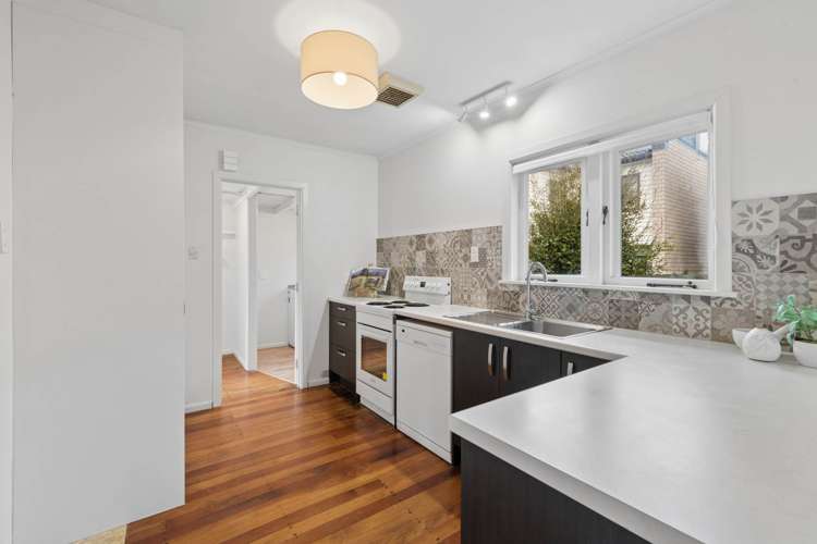 75 Clevedon Road Papakura_11