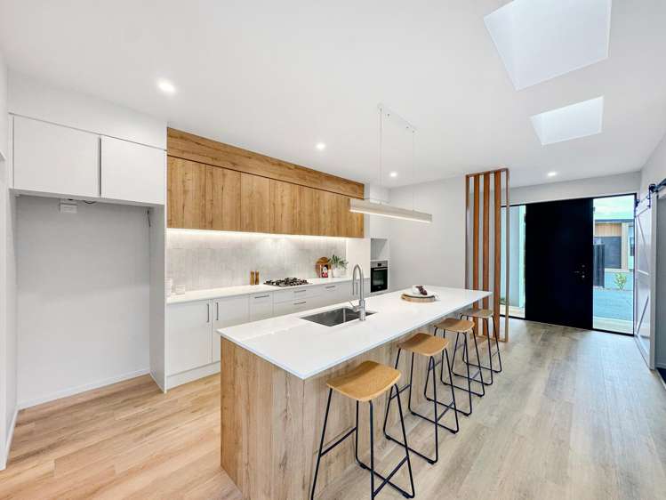 16 Elsie Lange Way Casebrook_3