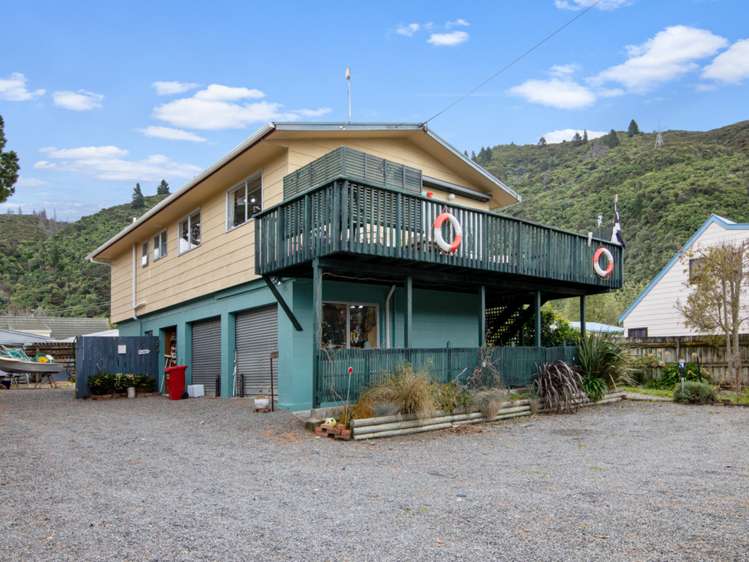 299 Rarangi Beach Road Rarangi_19