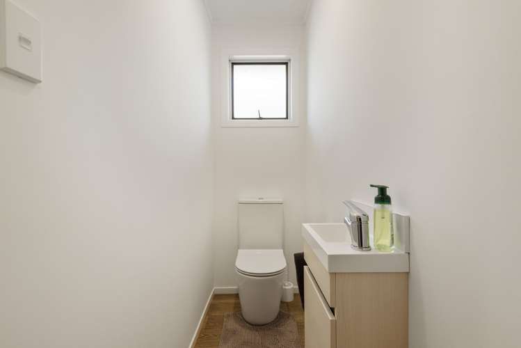 31 Contessa Drive Glenfield_15