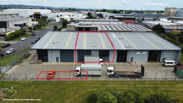 306sqm modern warehouse unit in Takanini