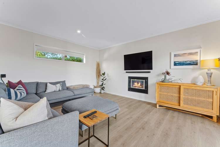 11 Mahoe Glade Patumahoe_17