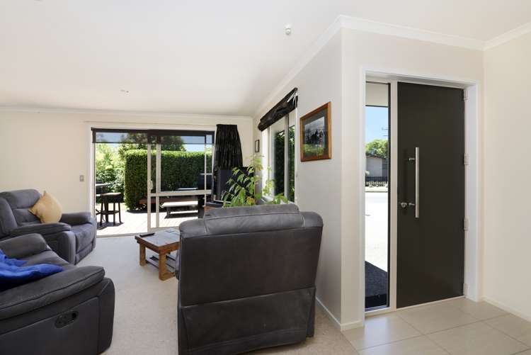 1 Ernest Place Brightwater_4