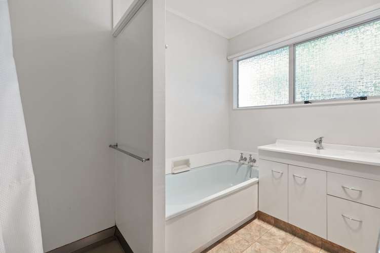 111 Hynds Road Gate Pa_12