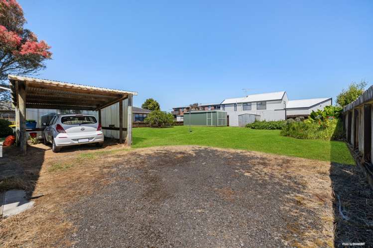 110 Edinburgh Street Pukekohe_5