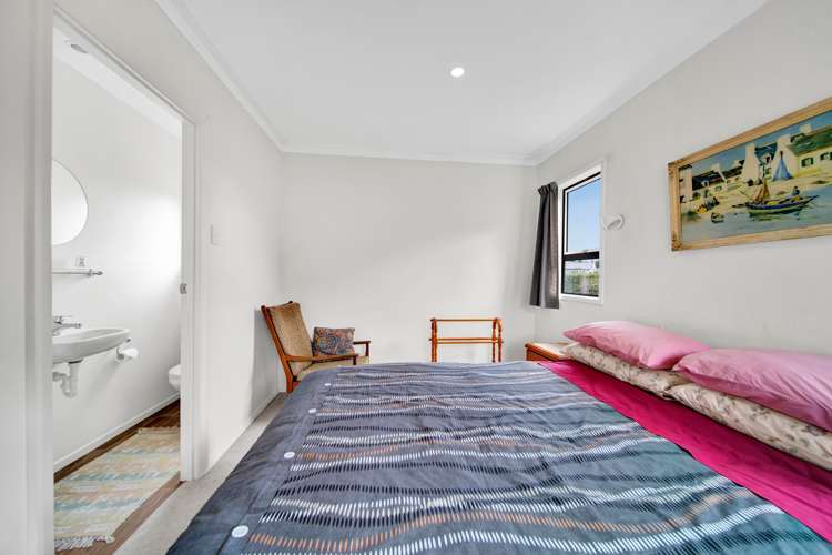 149 South Road Hawera_18