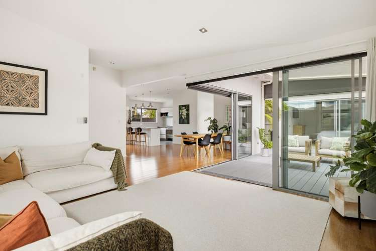 118 Oriental Parade Papamoa_2