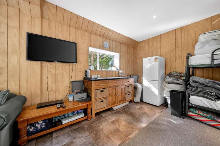 1598 Pack Spur Road Mataikona_14