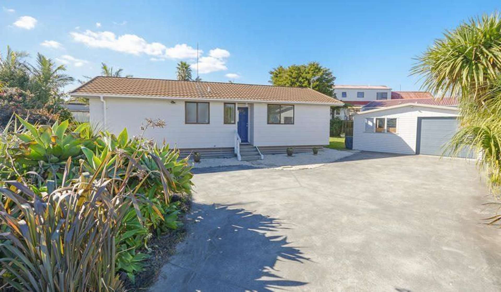 100 Beach Road Te Atatu Peninsula_0