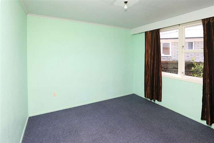 34 Rosalind Street Deanwell_11
