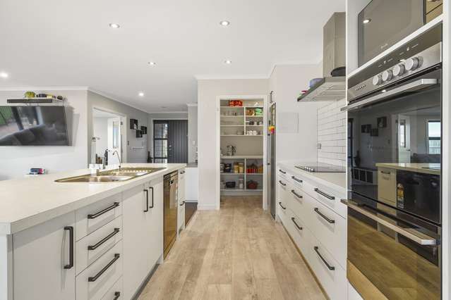 15 Carlingford Rise Dinsdale_2