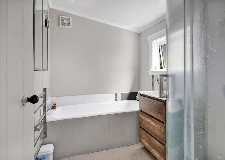 15 High Street Eltham_15