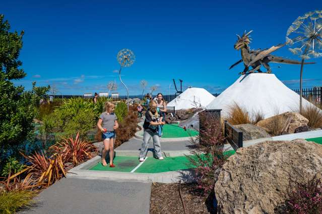 Unit 4/650 Lake Terrace Wharewaka_4