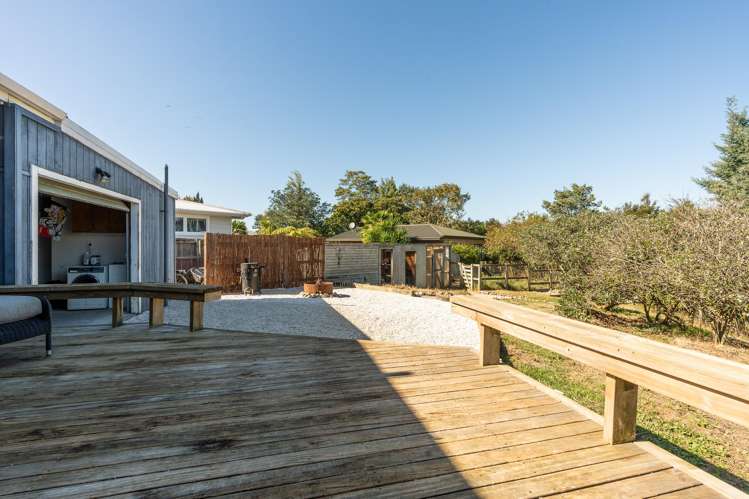11 Morrison Crescent Glenview_19