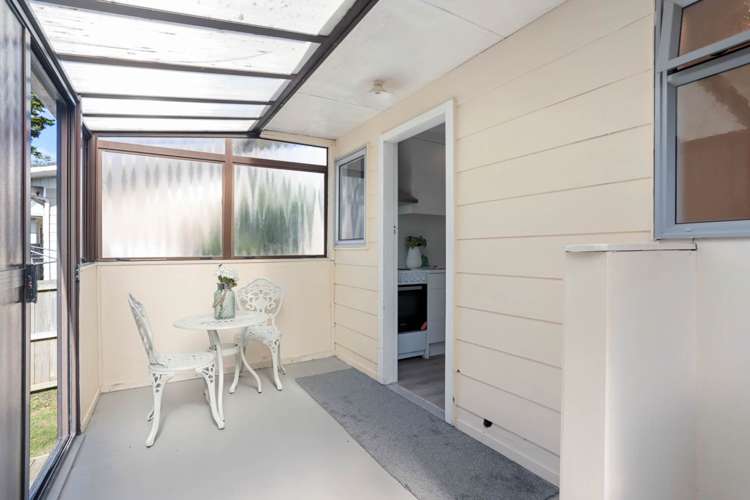 3/11a Bayside Avenue Te Atatu Peninsula_11