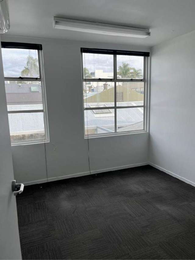Tenancy 4/117 Willow Street Tauranga Central_2