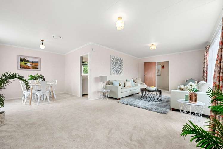 9 Ruapae Grove Trentham_5