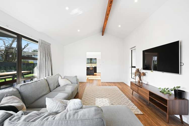 11 Camden Place Pukete_3