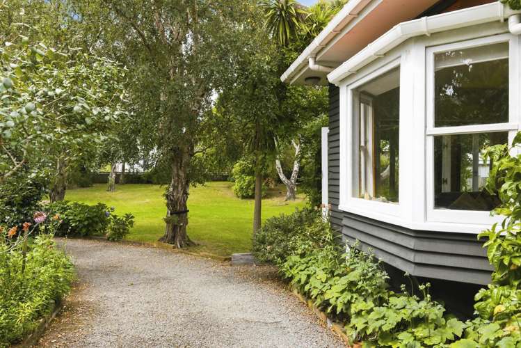 3-5 Rewa Road Raumati Beach_35