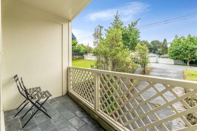 Two Bedroom Unit in Epsom