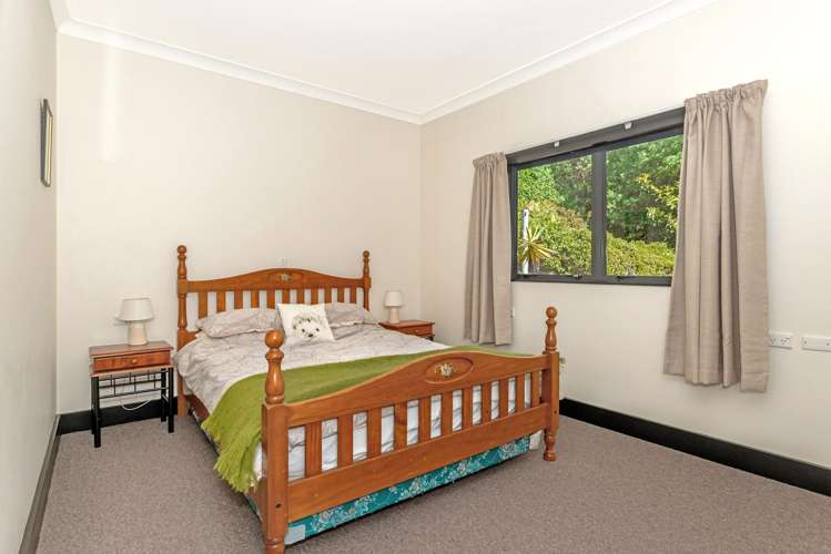 198 and 200 Barkers Hill Road Whataupoko_13