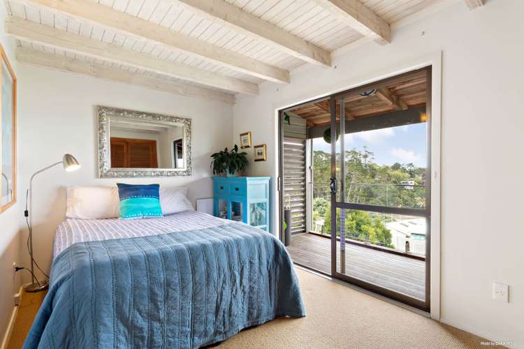 79 Rosecamp Road Beach Haven_13