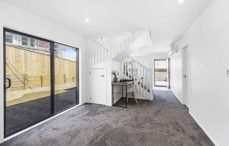 10b Olivia Crescent Tawa_9