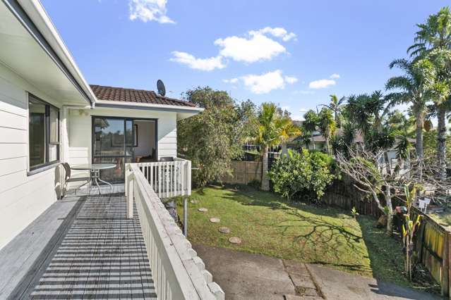 1/17 Landsdale Place Massey_1