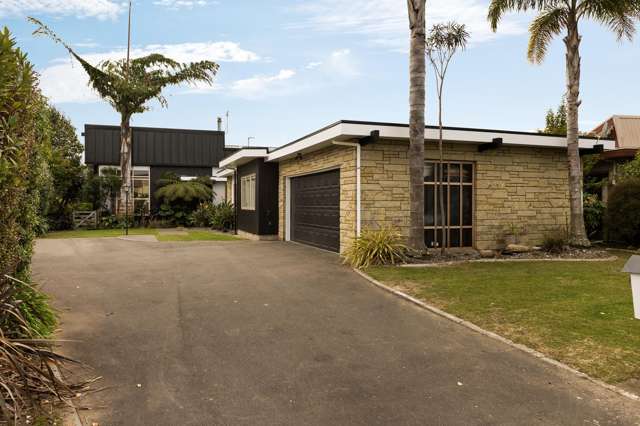 24 Ngarimu Crescent Taradale_1