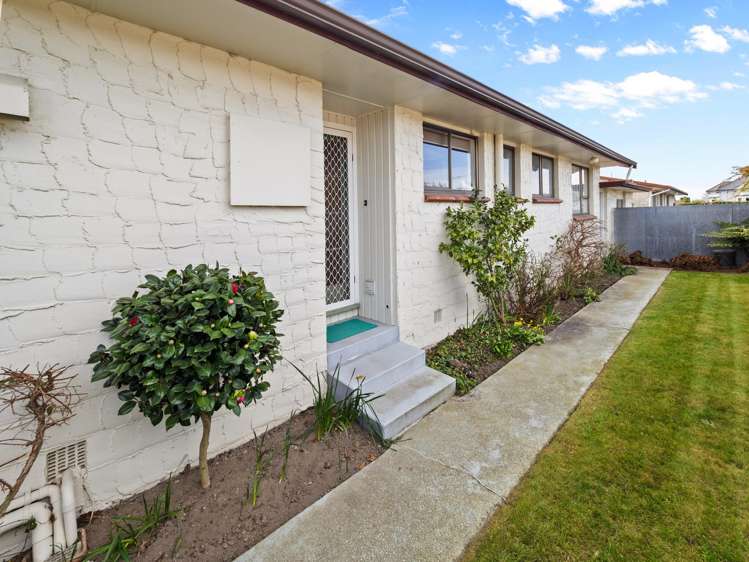 2/282 Tancred Street Ashburton_22