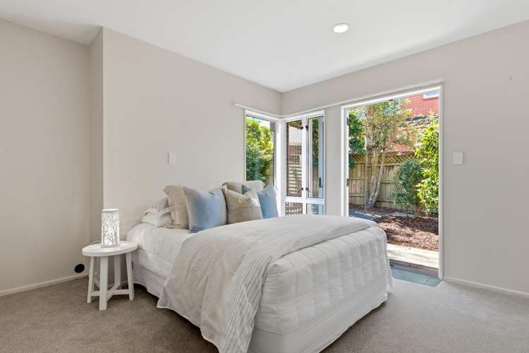 2/99 Hebron Road Waiake_12