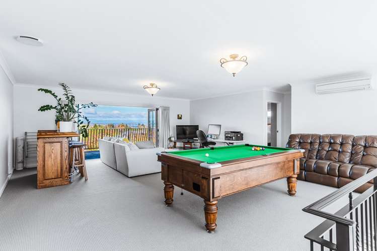 18 Chateau Crescent Rangatira Park_13