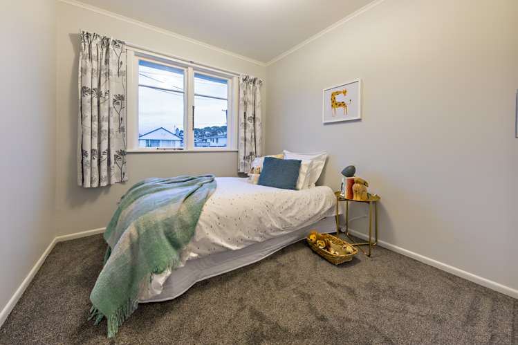 24 Williams Crescent Otara_10