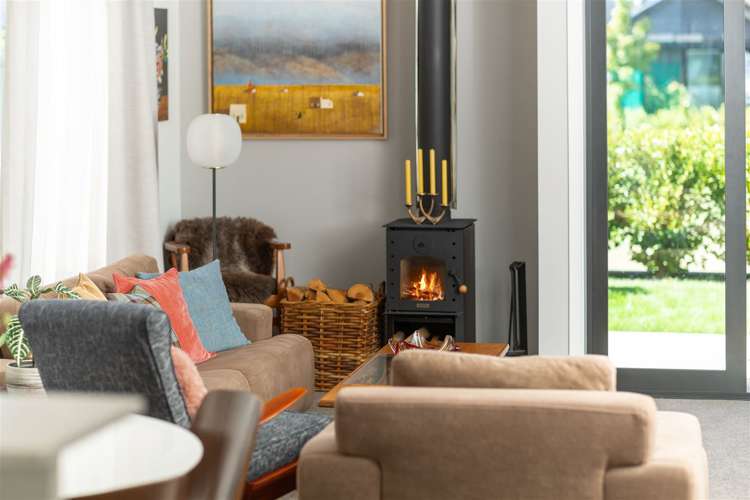 4 Leaning Rock Lane Wanaka_6