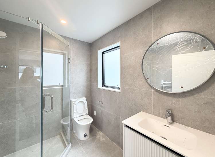 80F Tukutata Crescent Milldale_9